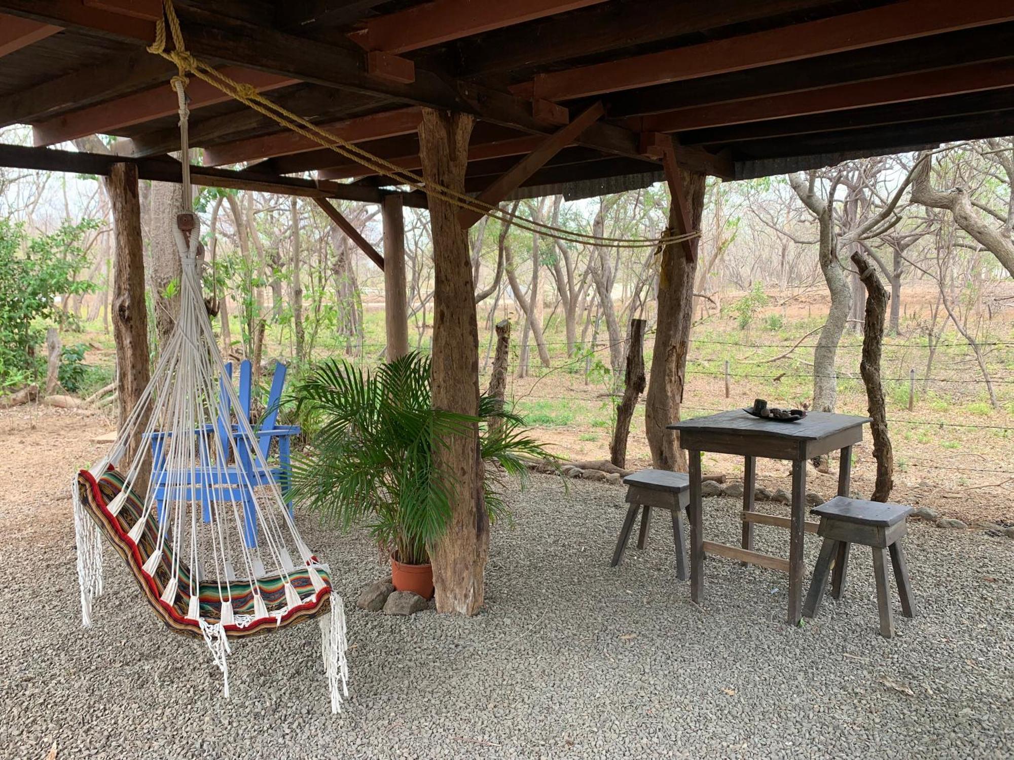 Nieves Surf Hostel And Camping Playa Avellana Exterior foto